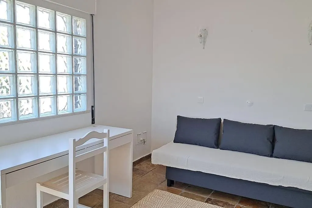 5 Bedroom Beach House In Luz, Lagos