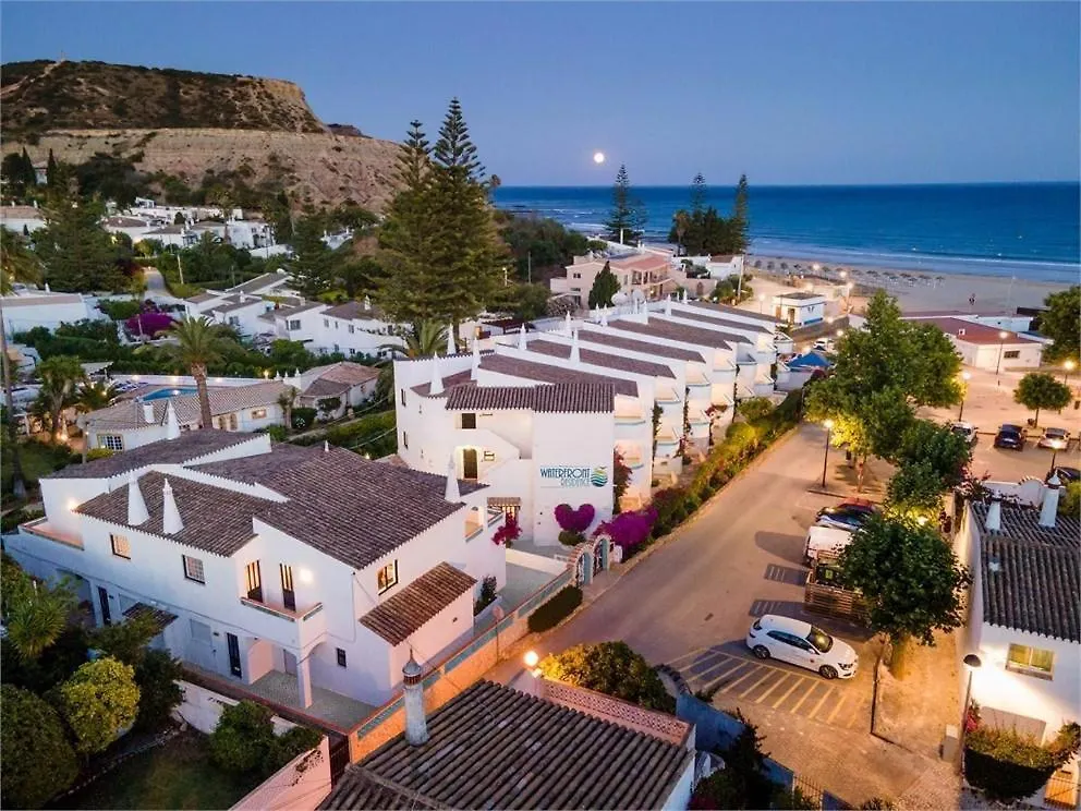 5 Bedroom Beach House In Luz, Lagos