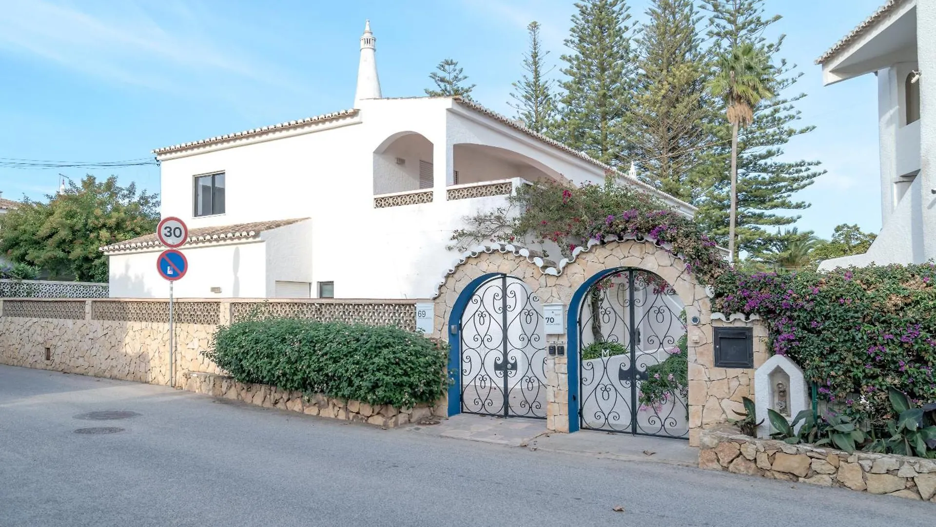 5 Bedroom Beach House In Luz, Lagos 0*, Praia Da Luz Portugal