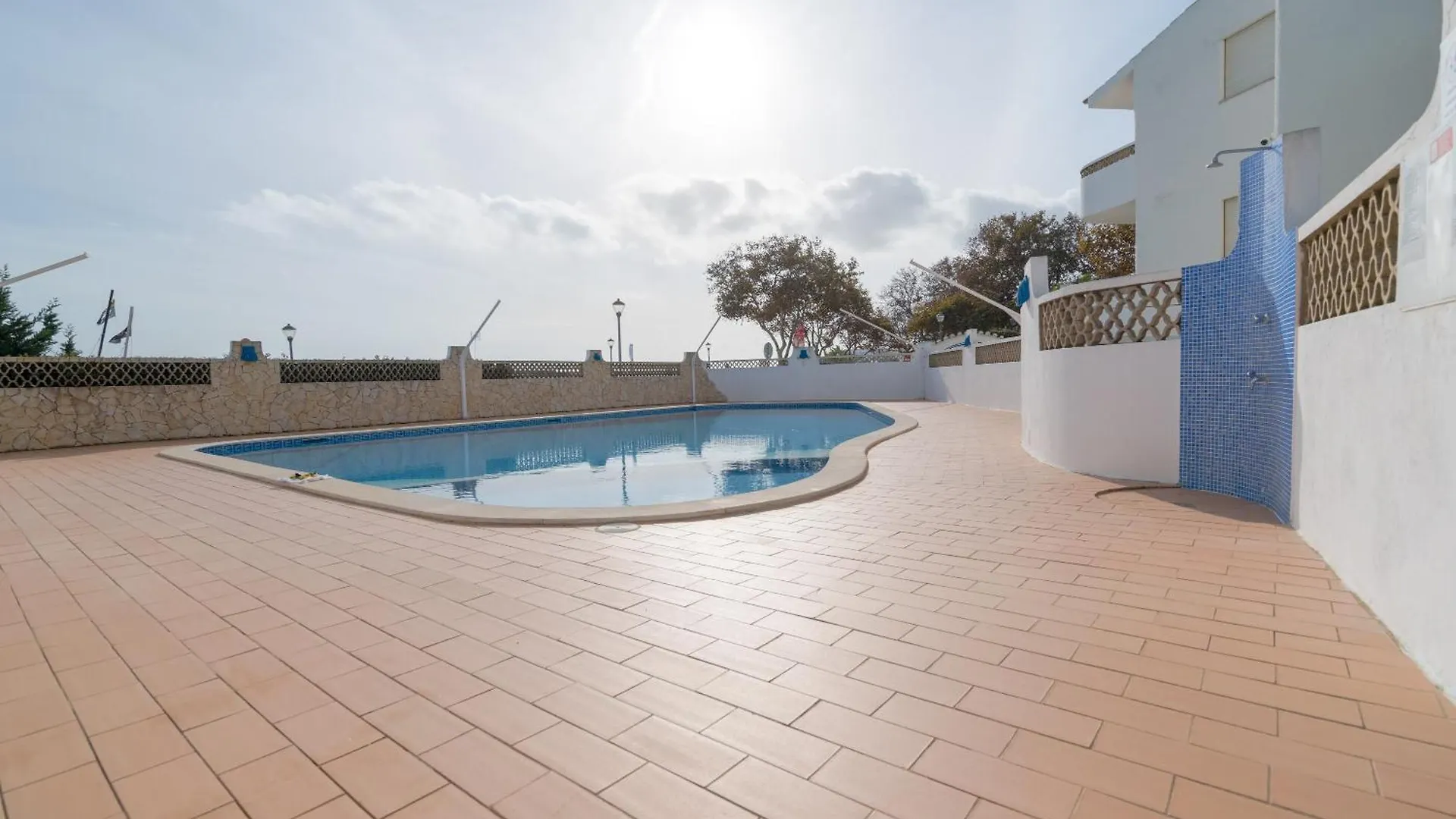 בית נופש 5 Bedroom Beach House In Luz, Lagos פורטוגל