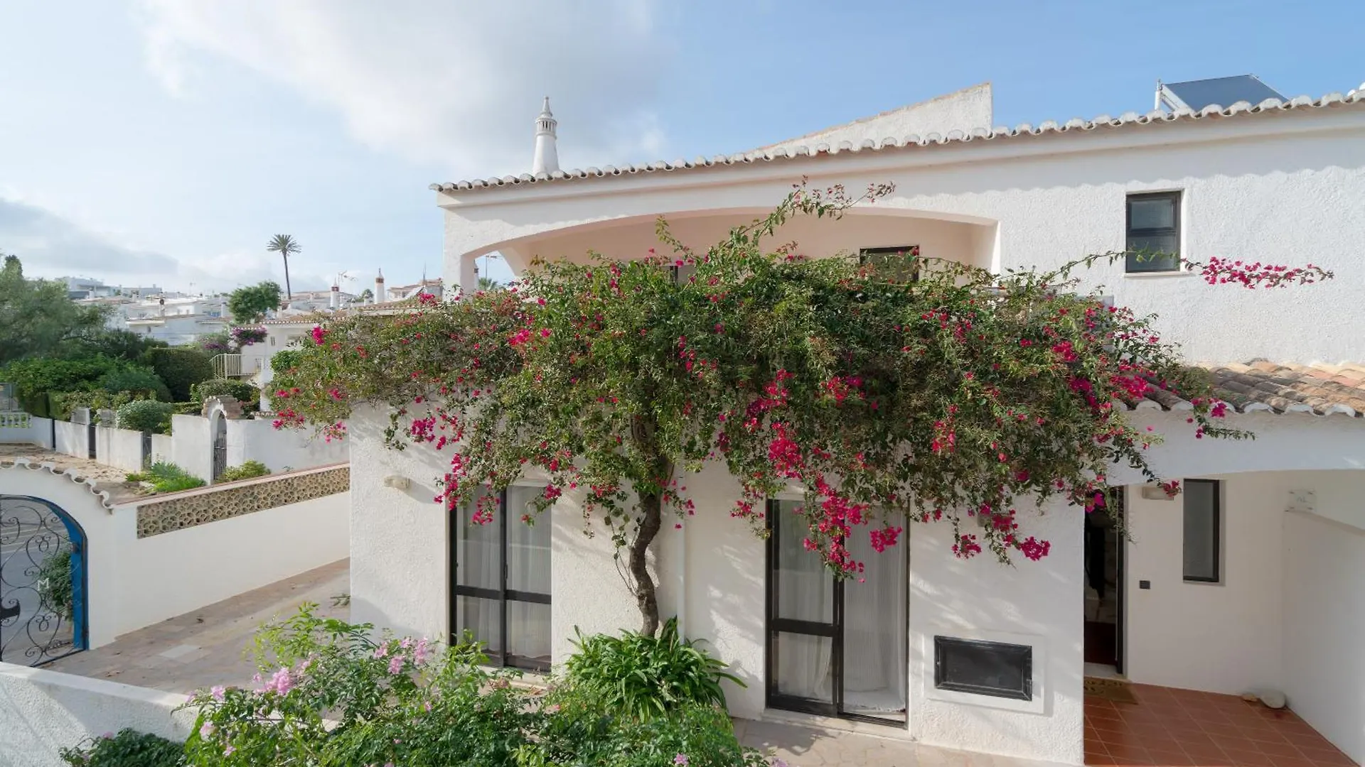 5 Bedroom Beach House In Luz, Lagos 0*, Senhora da Luz