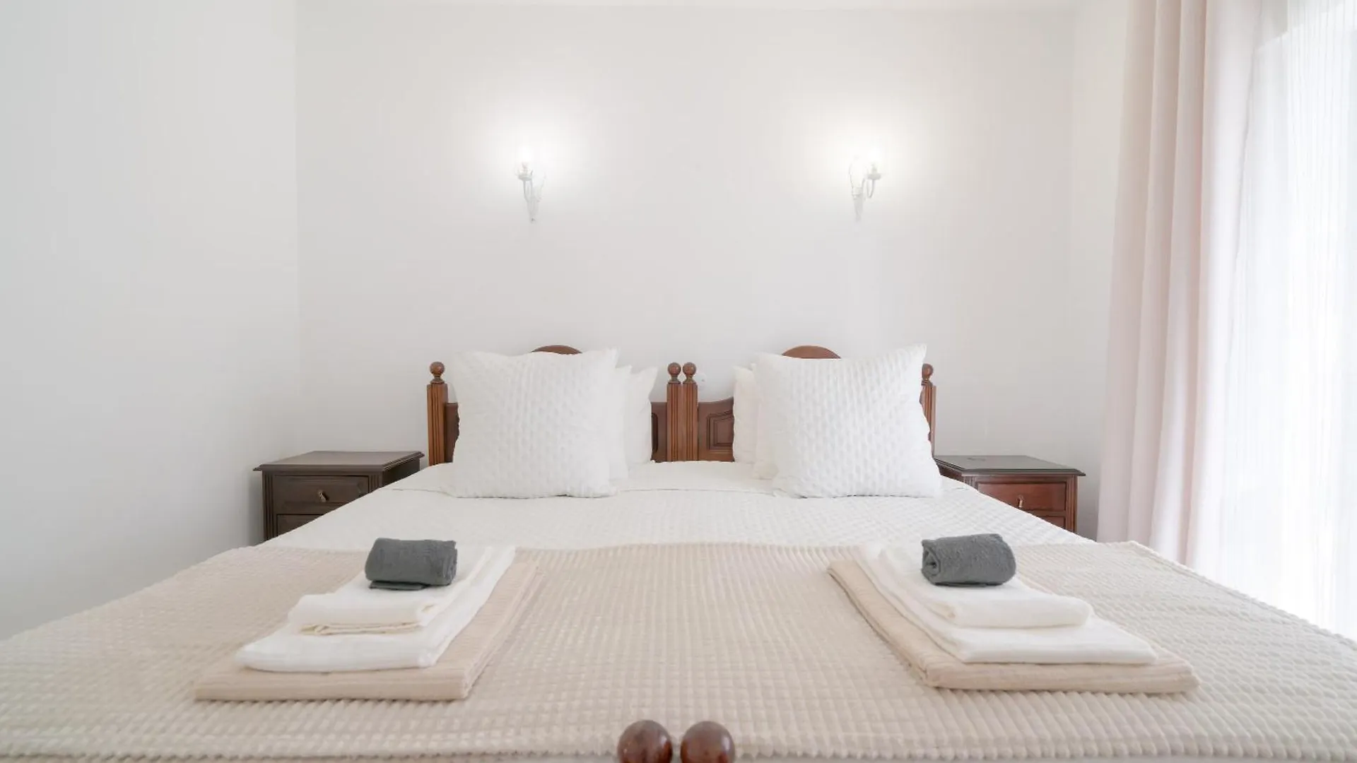 בית נופש 5 Bedroom Beach House In Luz, Lagos