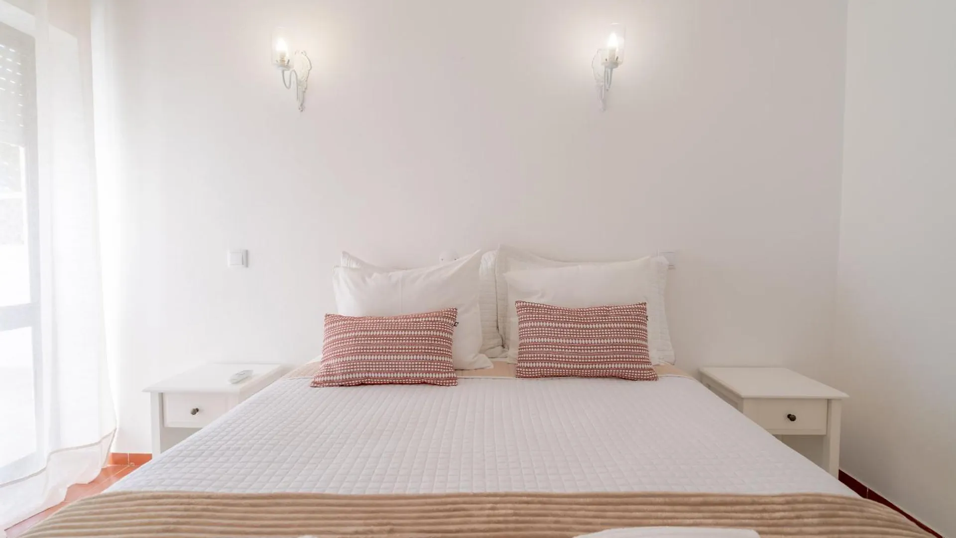5 Bedroom Beach House In Luz, Lagos Portugal